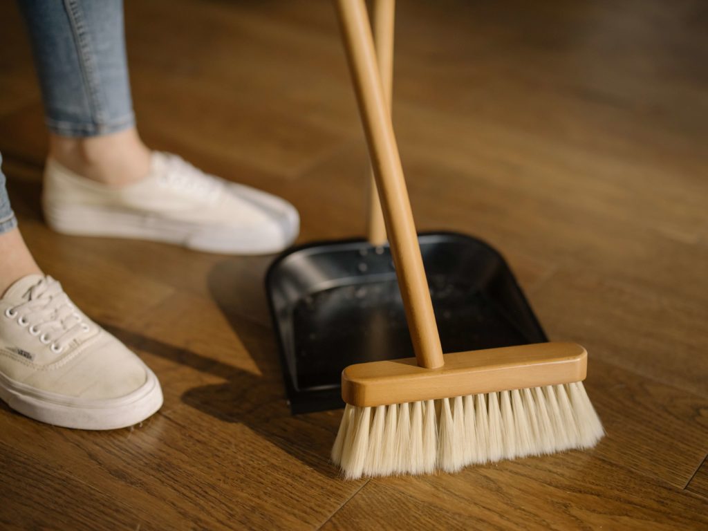 Natural Living: The Beginner Guide to Non-Toxic Living