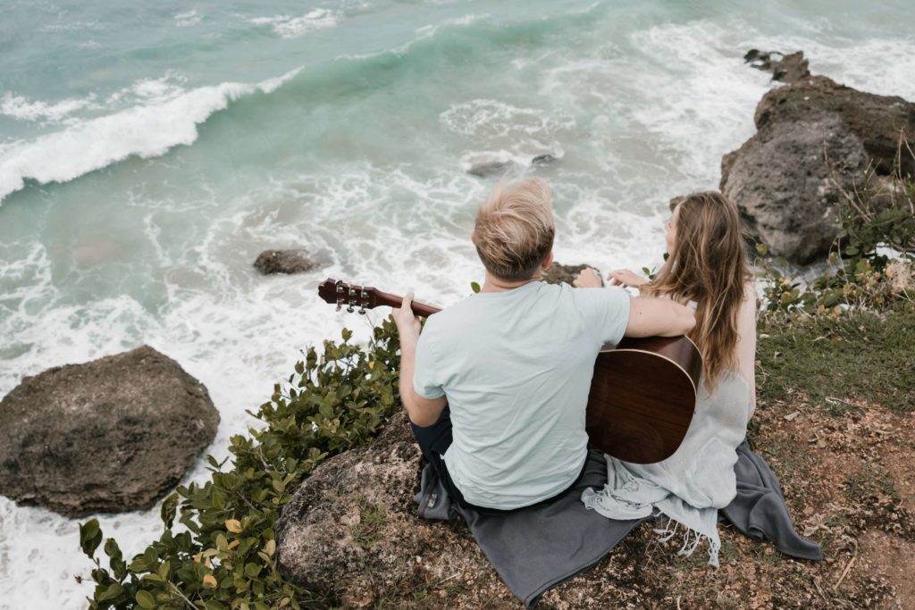 How to Make Anyone Fall in Love with You?
